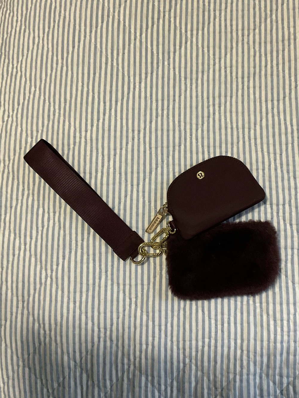 NWOT Lululemon Black Plum/Gold Double Pouch Wristlet Keychain - Picture 2 of 3